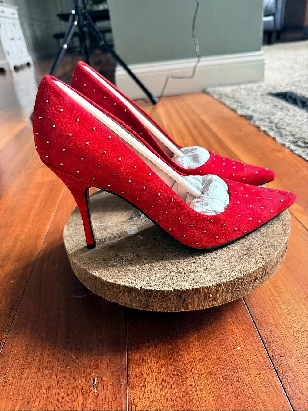 Paolo Aurora Red Studded Pointed Toe Pumps Size 8.5 NIB